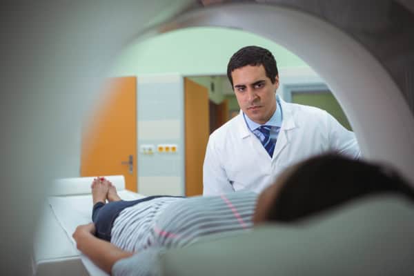 בדיקה בטכנולוגיית CT מה קורה בסריקת בטן ואגן ואיך מתכוננים נכון