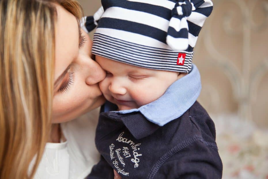 טיפים להקלה על כאבי גב לאחר לידה 1 httpmydoctor.co .il מנשא BabyBjorn